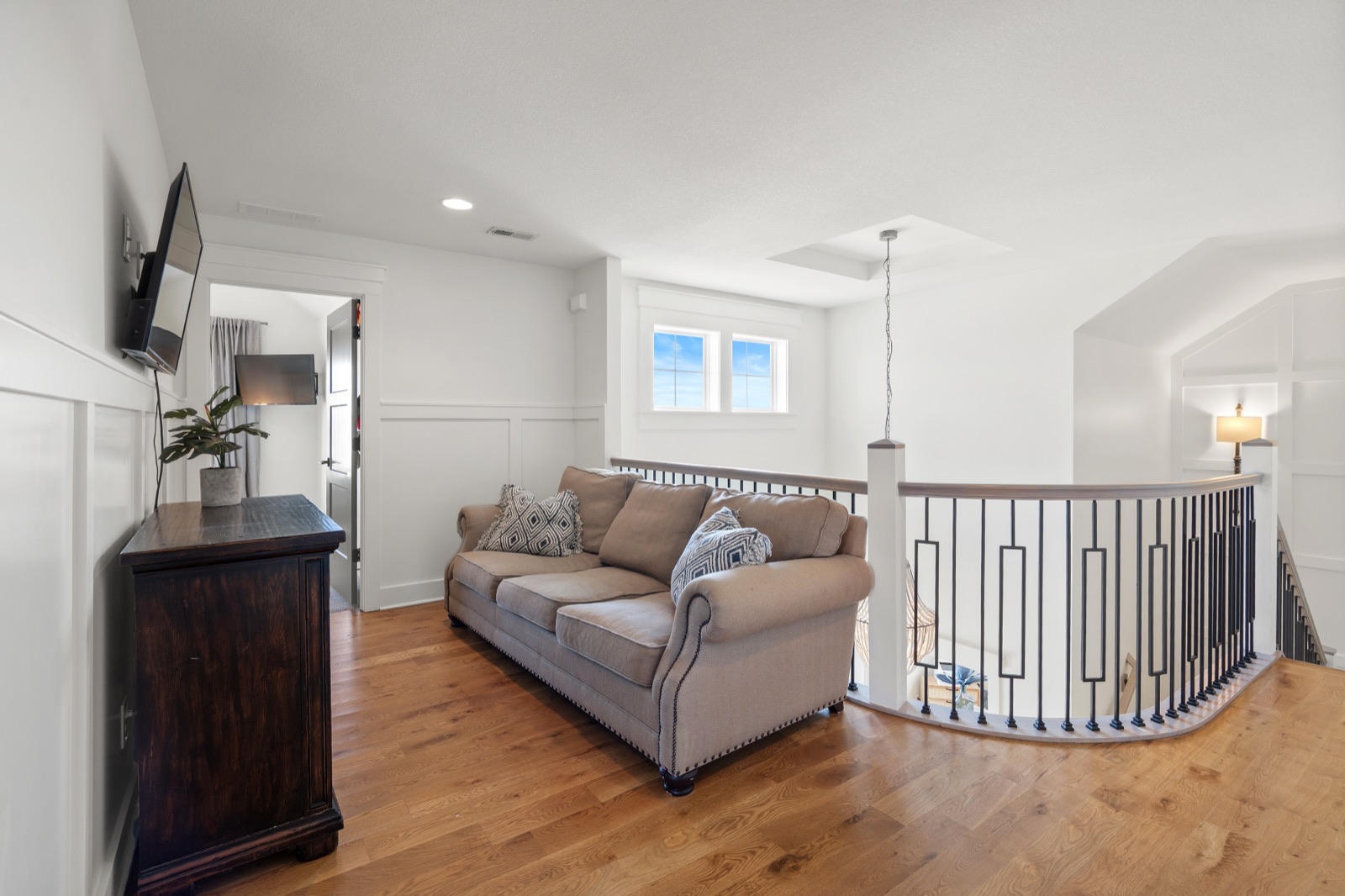 17812 Benson Street — photo 32