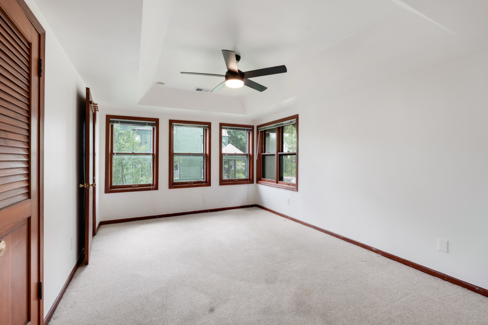 420 E 37th Street — photo 55