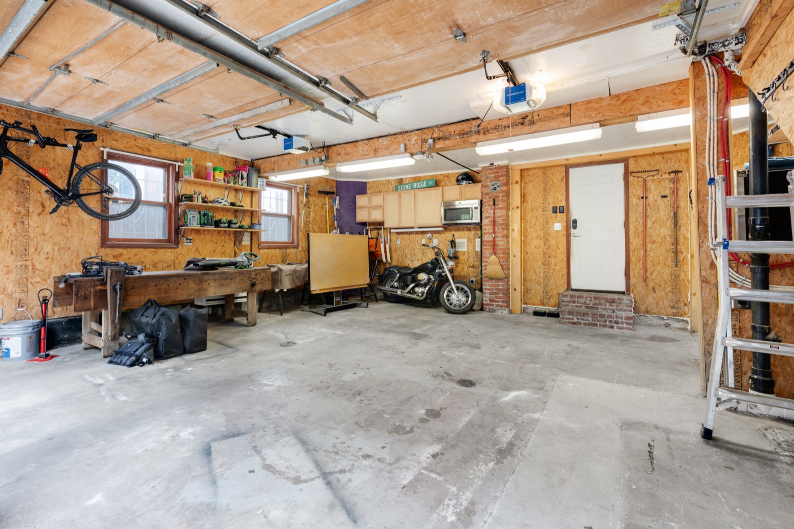 420 E 37th Street — photo 62