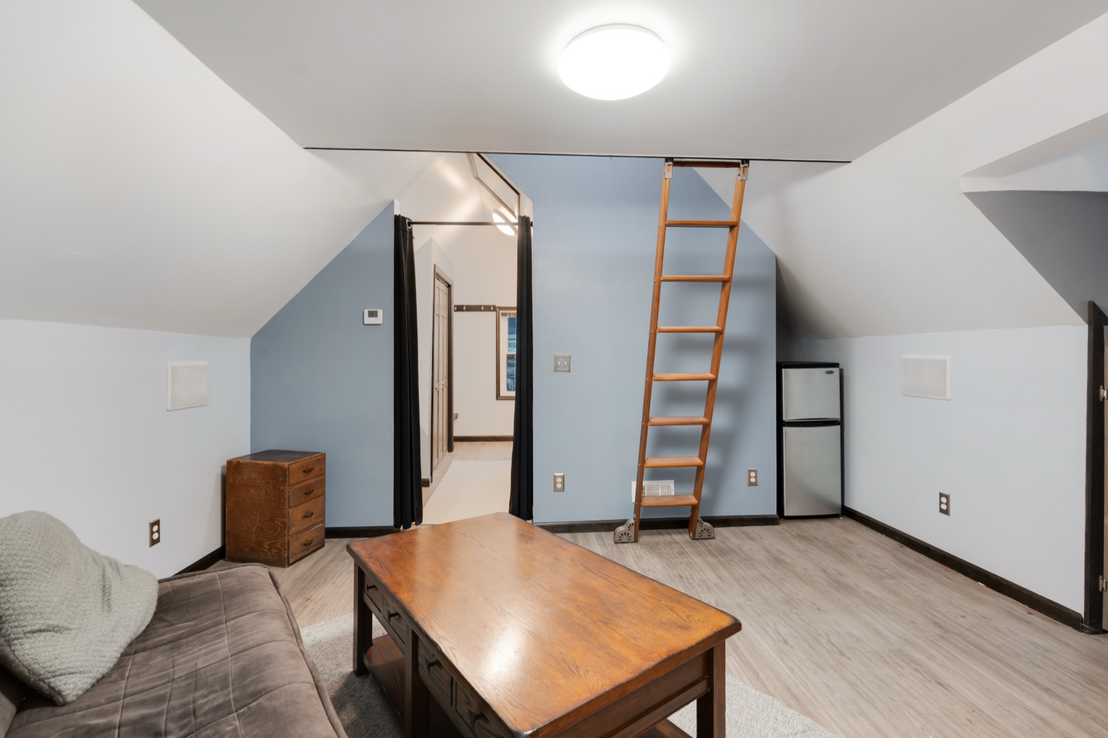 420 E 37th Street — photo 65