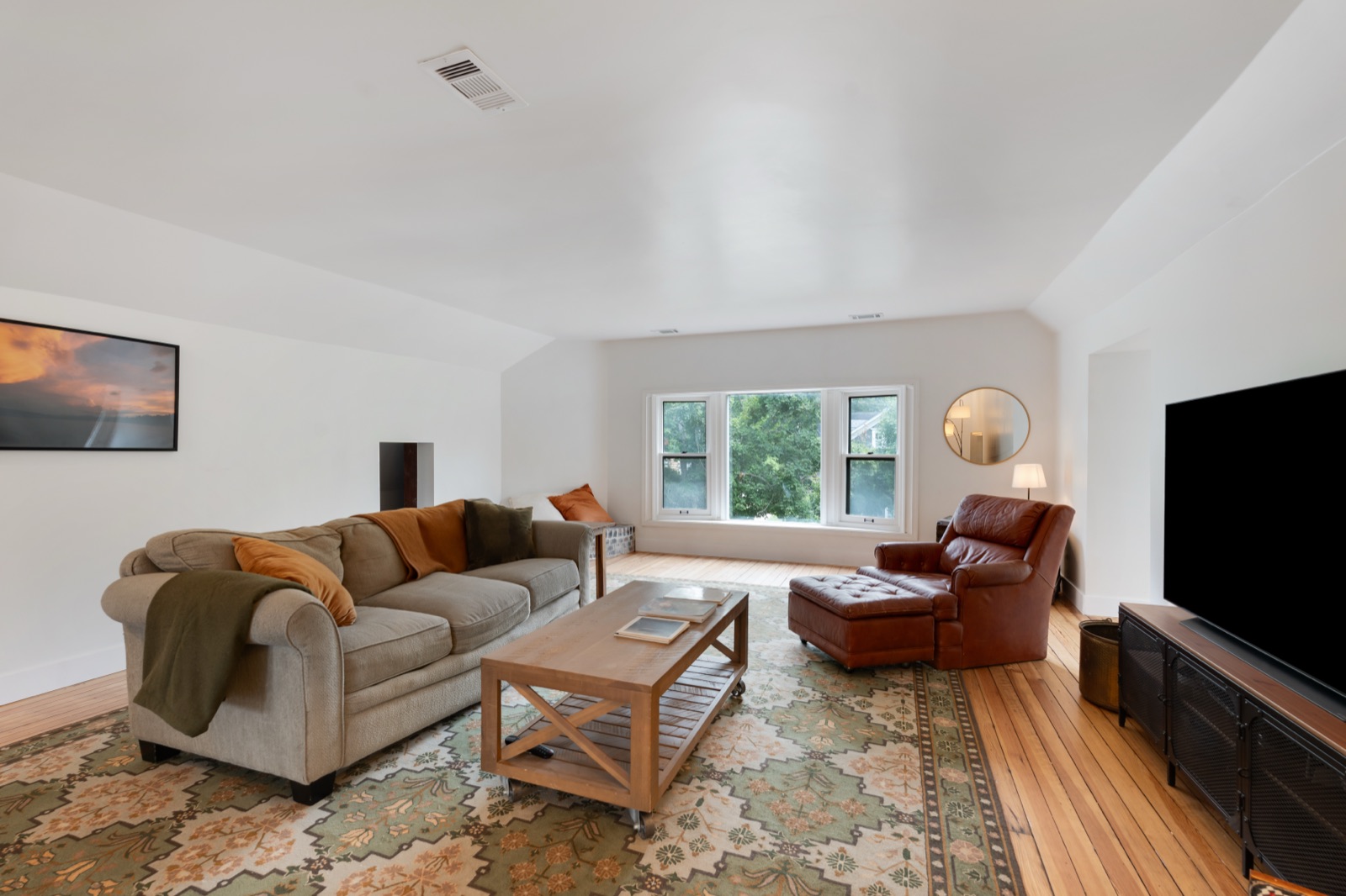420 E 37th Street — photo 72