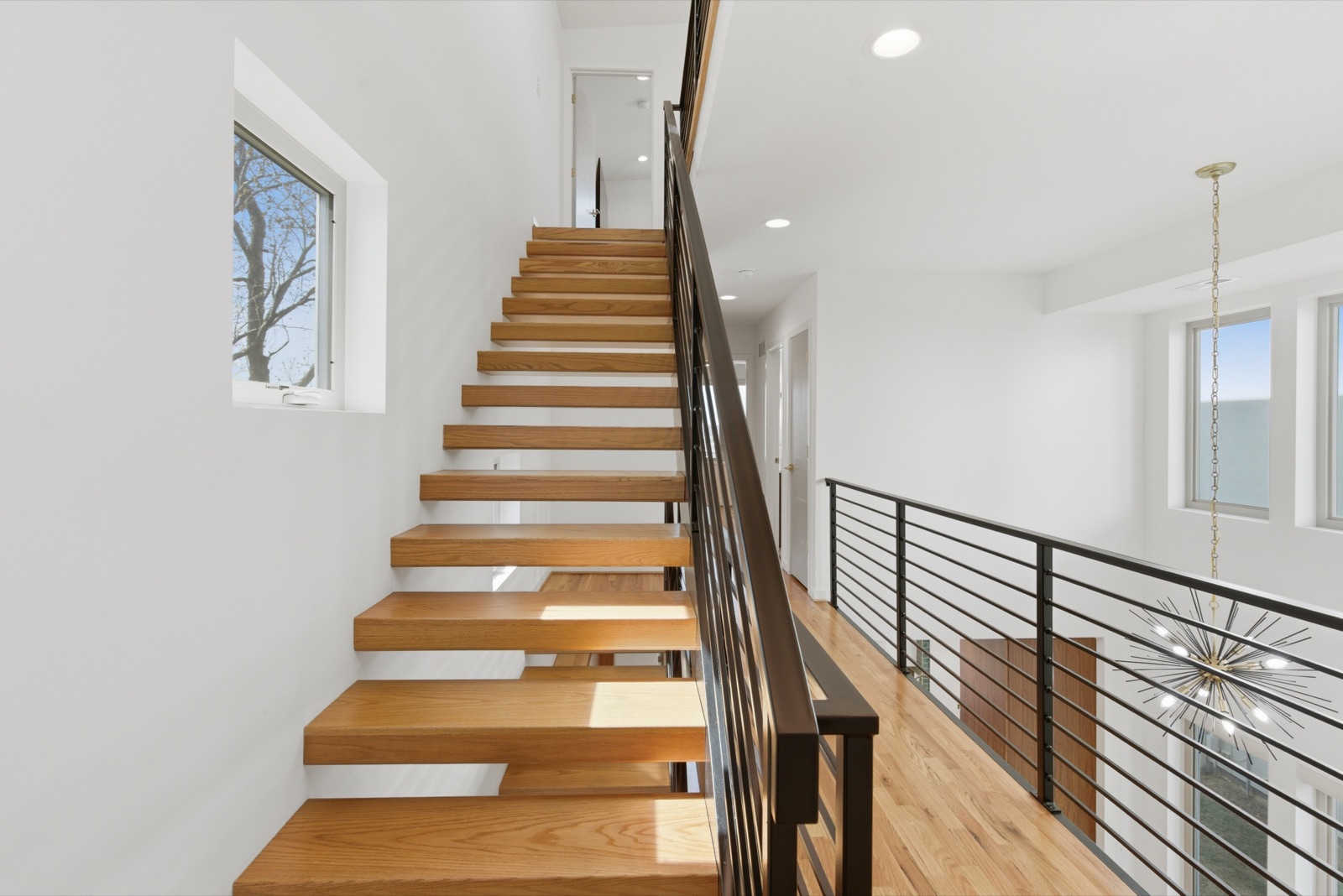 1812 Mercier Street — photo 32