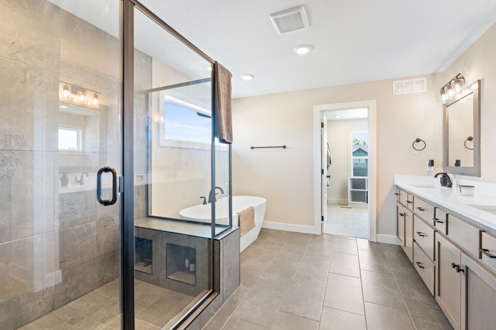 2768 SW 12th Terrace — photo 36