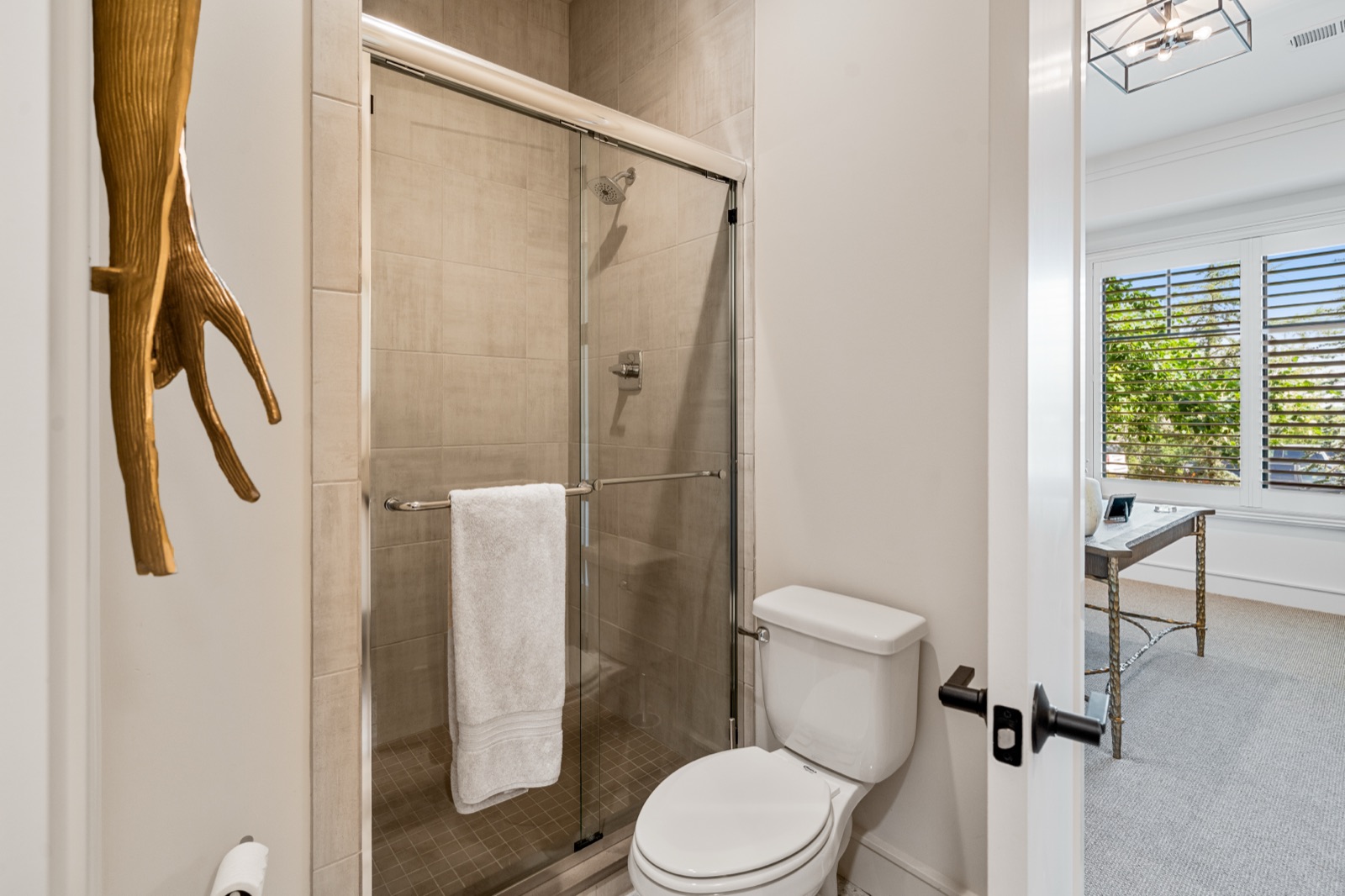 5917 W 137th Street — photo 12