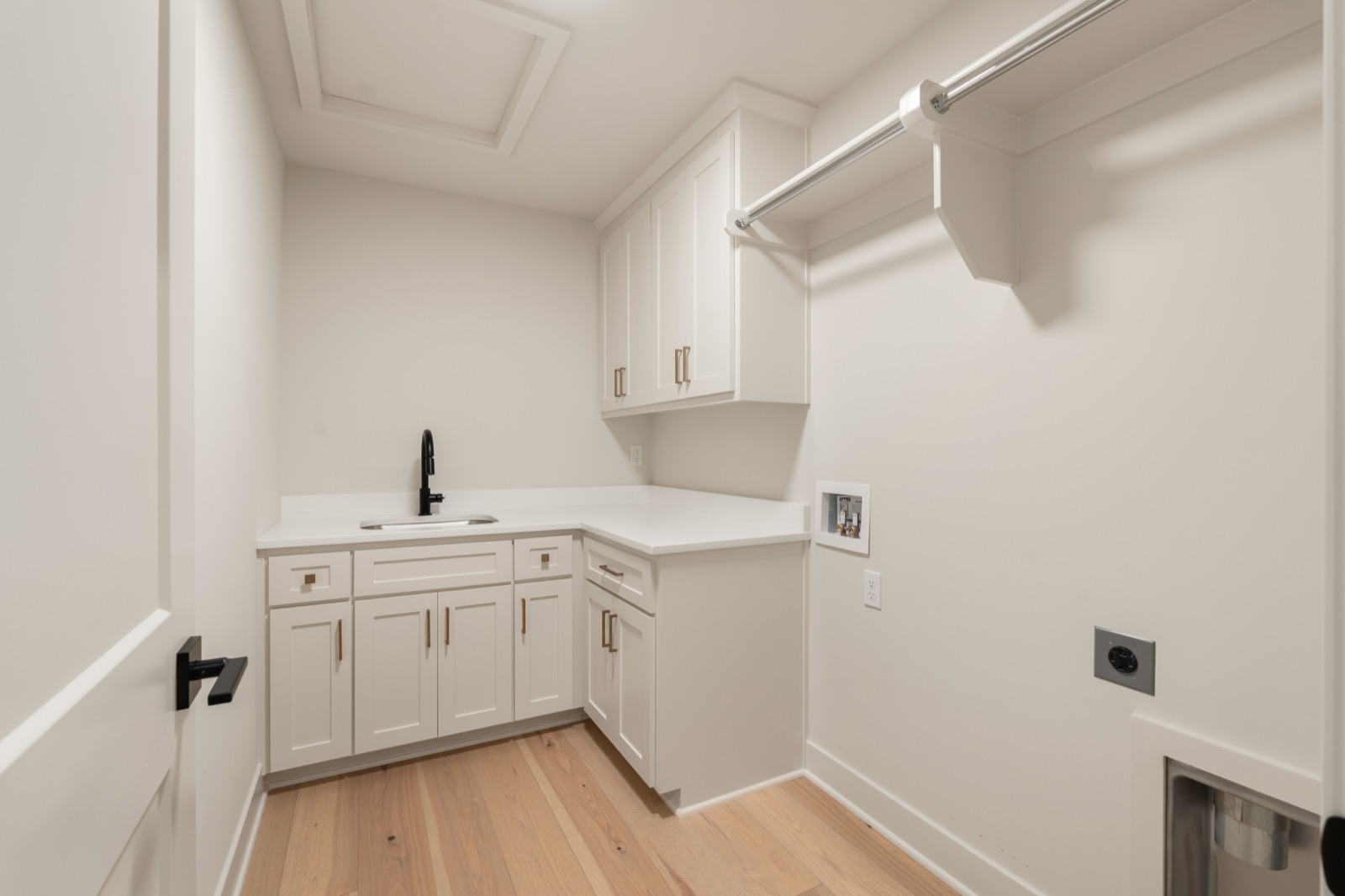 4617 W 72nd Street — photo 35
